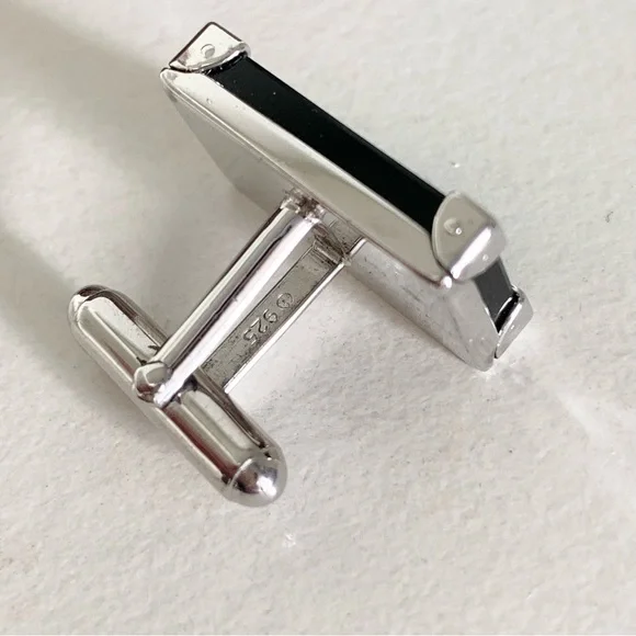Louis Vuitton sterling silver trunk onyx cuff links in case - Picture 15 of 17